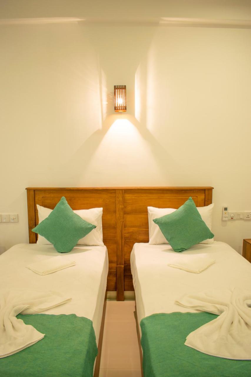 Hotel Lavinia Escapes Dehiwala-Mount Lavinia Esterno foto