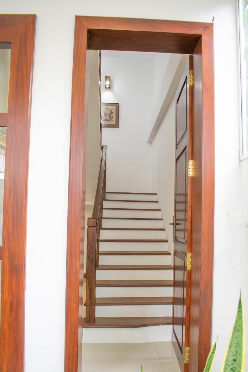 Hotel Lavinia Escapes Dehiwala-Mount Lavinia Esterno foto