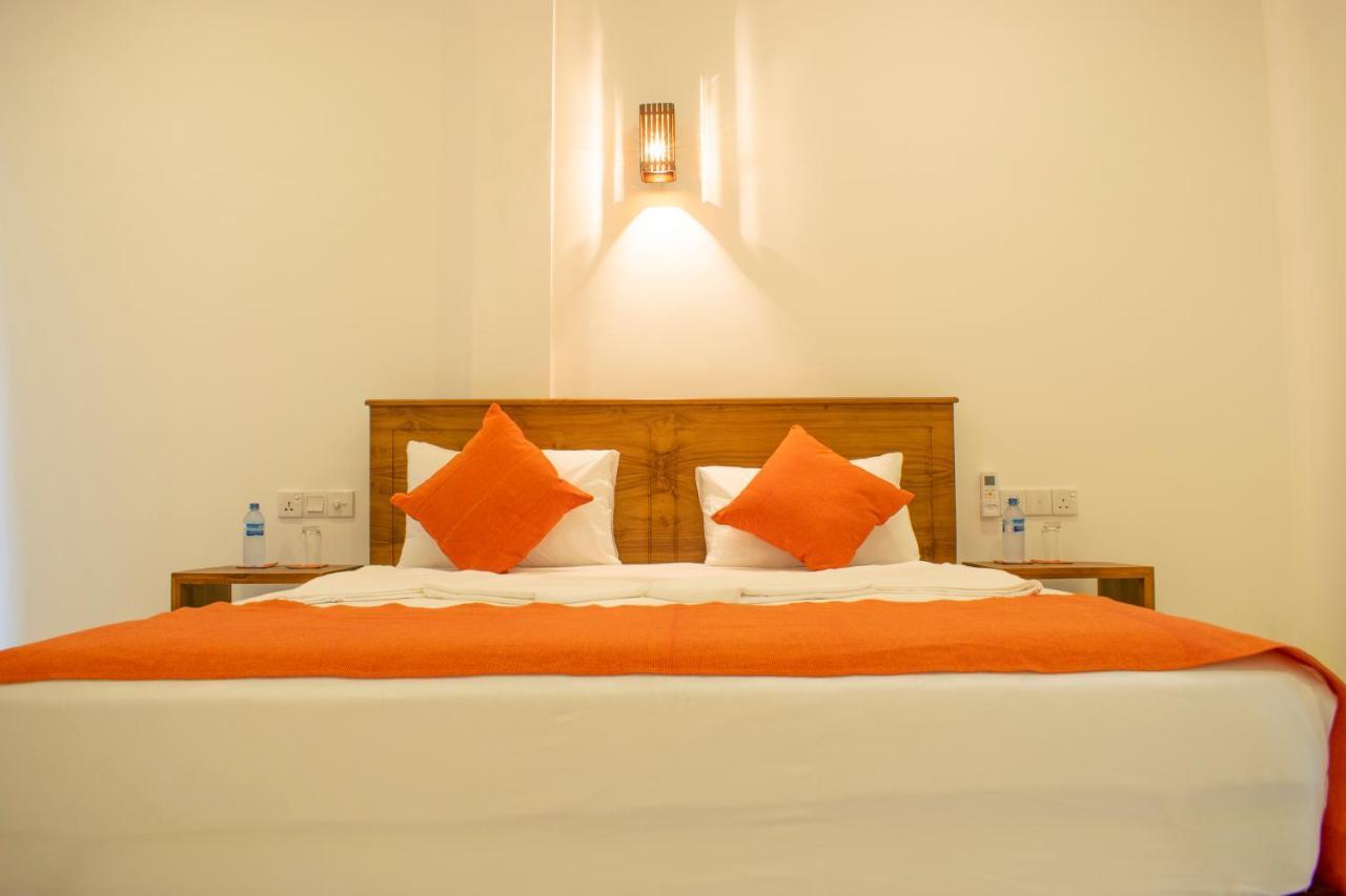 Hotel Lavinia Escapes Dehiwala-Mount Lavinia Esterno foto